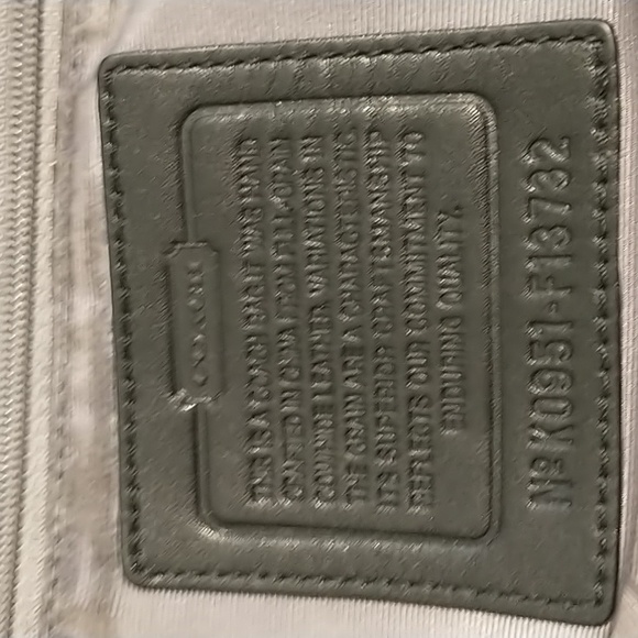 Coach Soho F13732 Pleated Leather Tote Bag - Picture 4 of 16